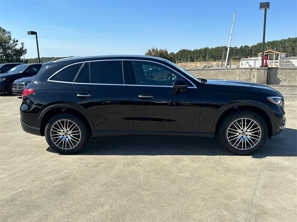 new 2025 Mercedes-Benz GLC 300 car, priced at $51,765