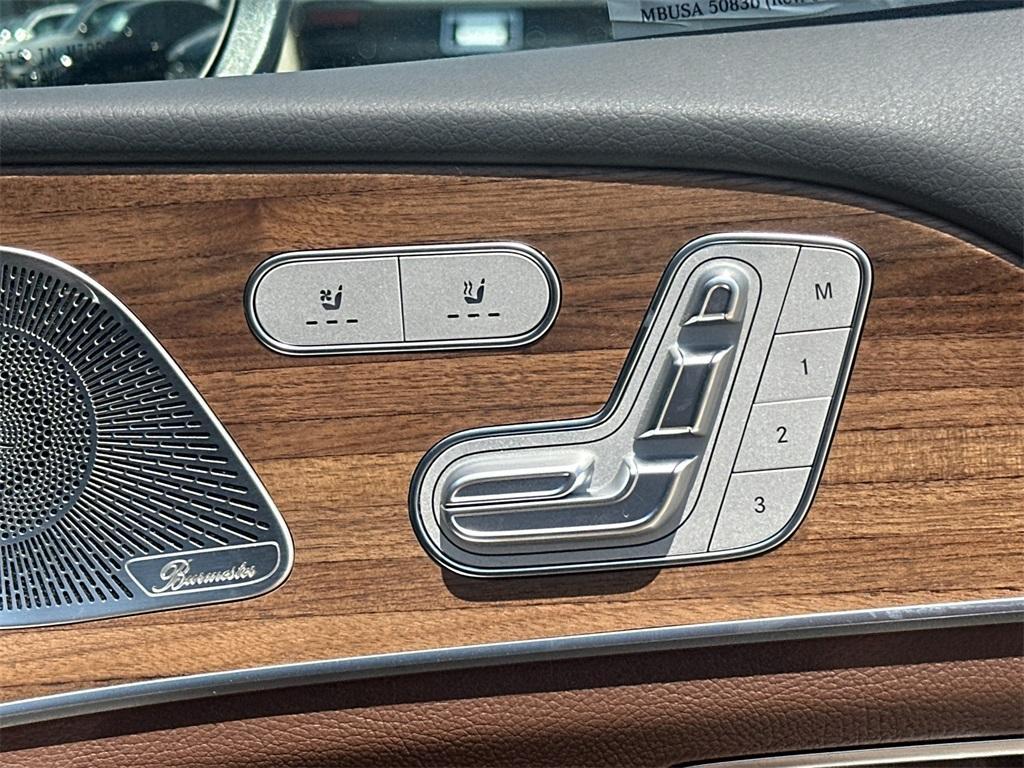 new 2025 Mercedes-Benz GLE 350 car, priced at $77,065