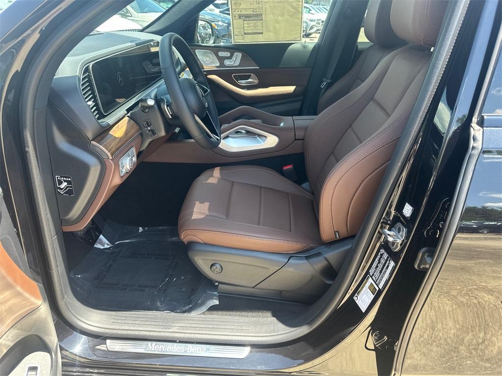 new 2025 Mercedes-Benz GLE 350 car, priced at $77,065