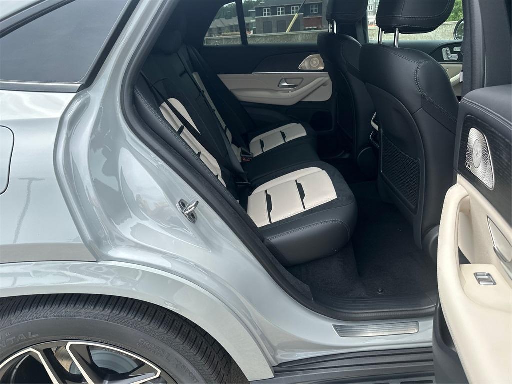 new 2025 Mercedes-Benz AMG GLE 53 car, priced at $101,030