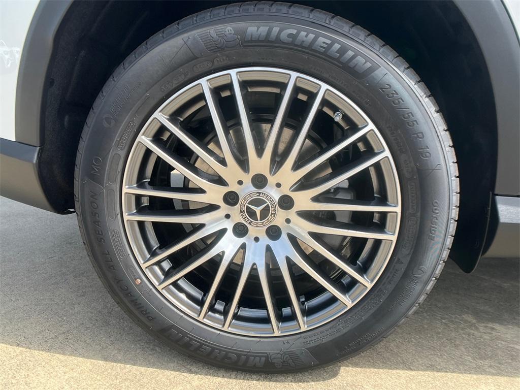 new 2026 Mercedes-Benz GLC 300 car, priced at $58,305