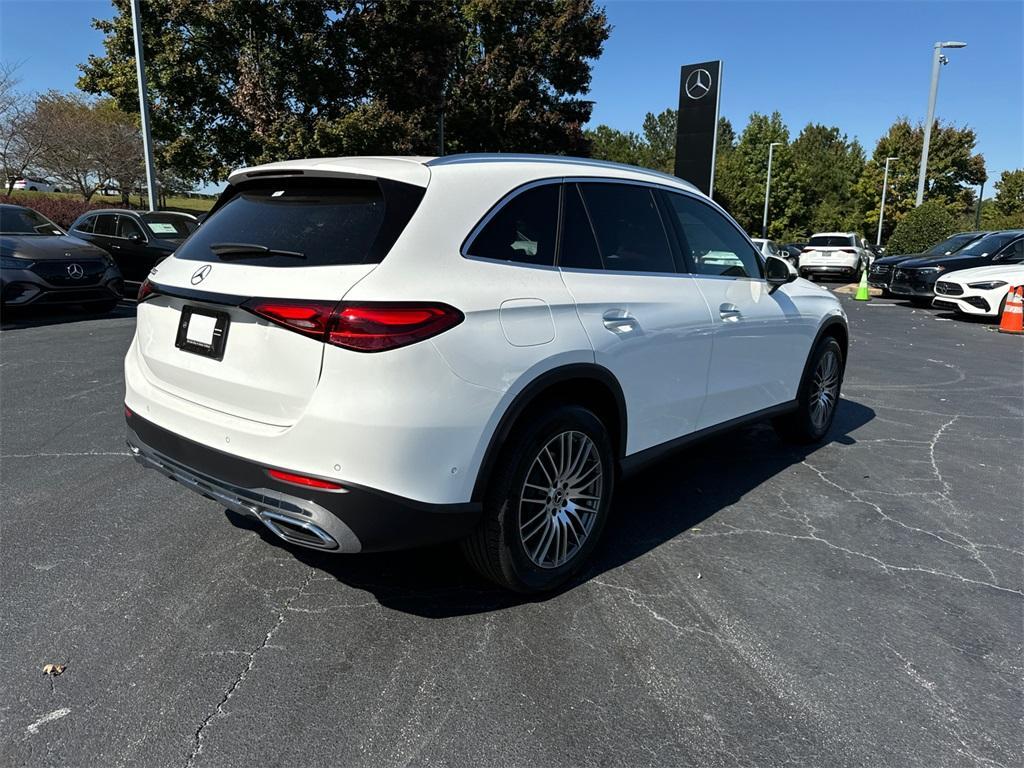 new 2025 Mercedes-Benz GLC 300 car, priced at $51,385