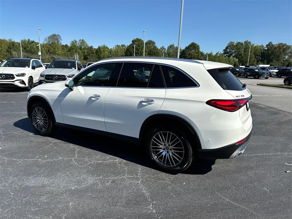 new 2025 Mercedes-Benz GLC 300 car, priced at $51,385