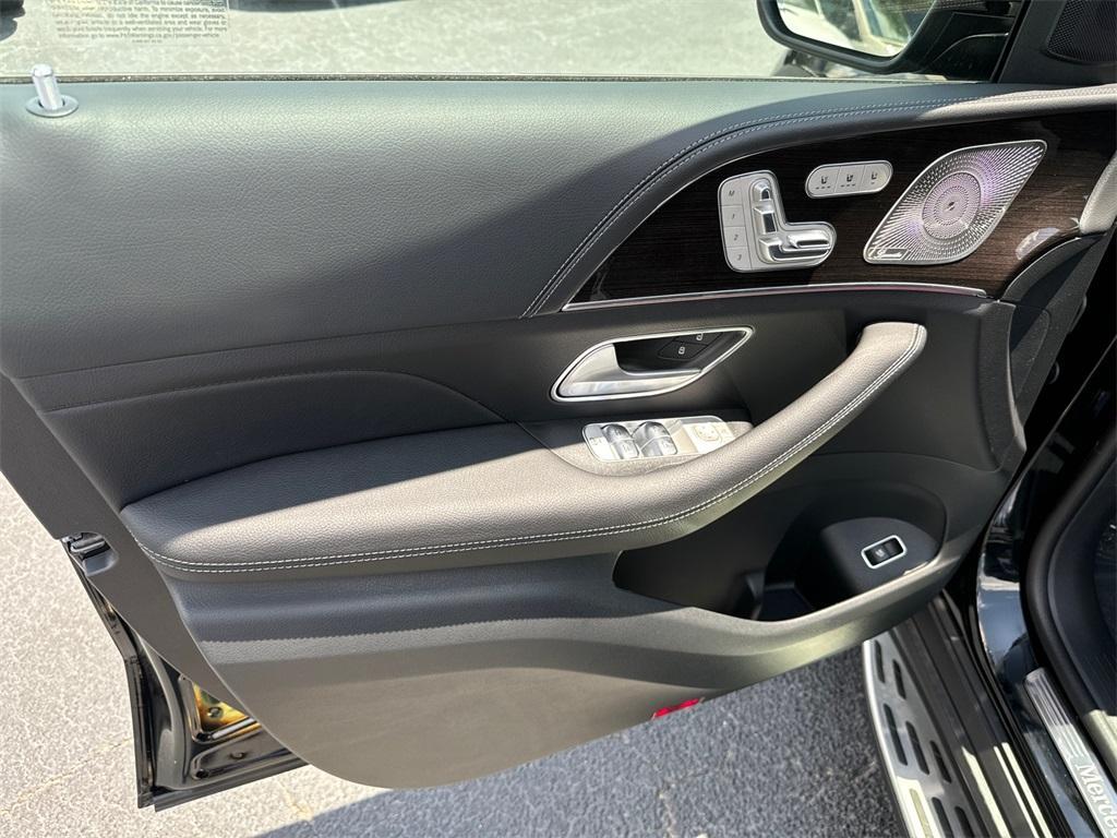 new 2025 Mercedes-Benz GLE 350 car, priced at $79,350