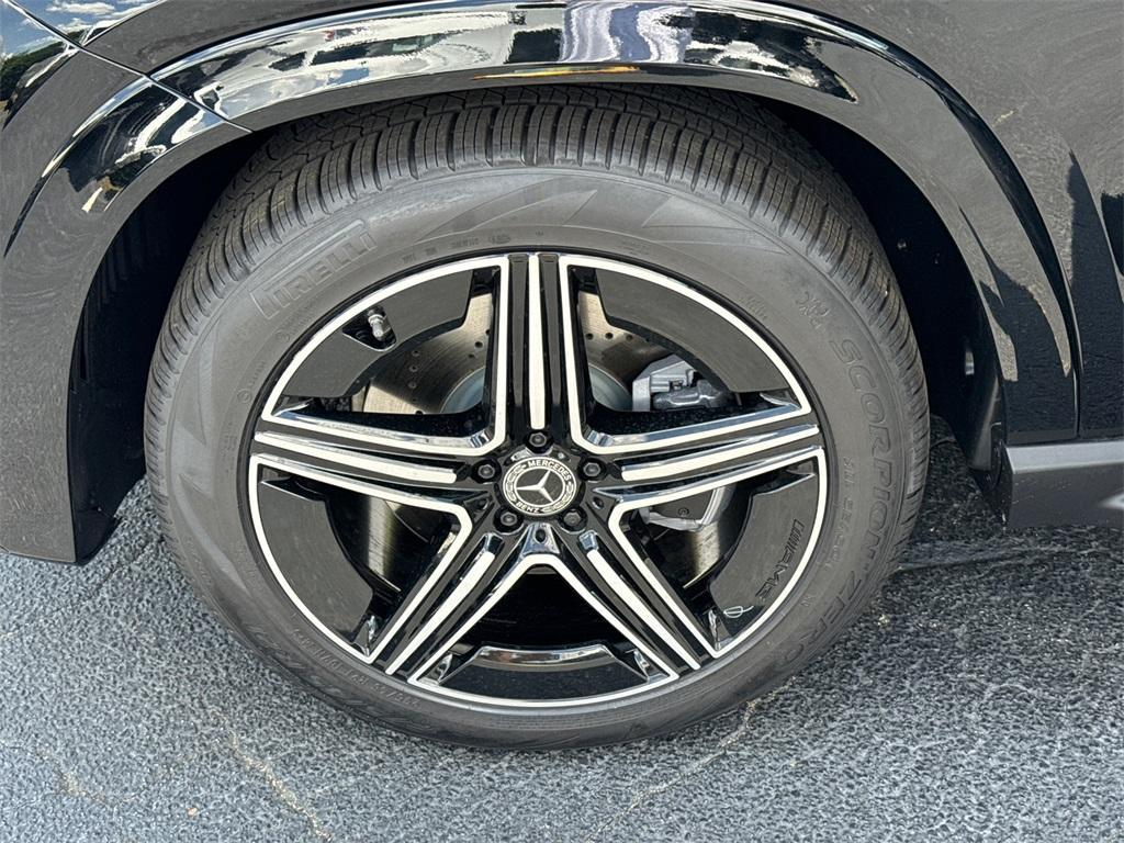 new 2025 Mercedes-Benz GLE 350 car, priced at $79,350