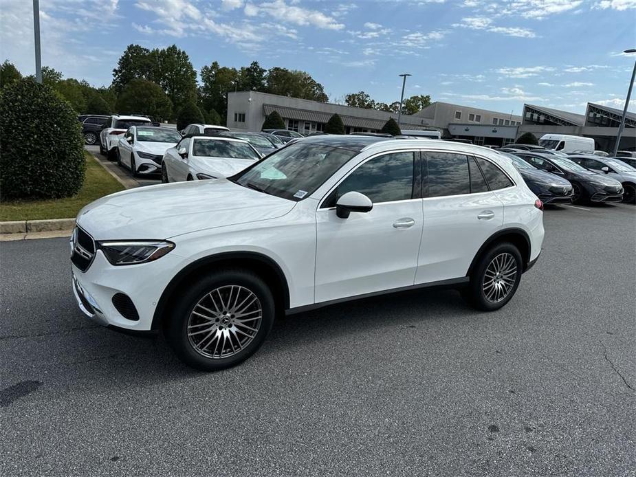 new 2025 Mercedes-Benz GLC 300 car, priced at $54,315