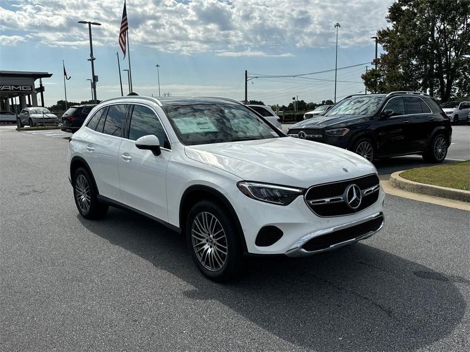 new 2025 Mercedes-Benz GLC 300 car, priced at $54,315