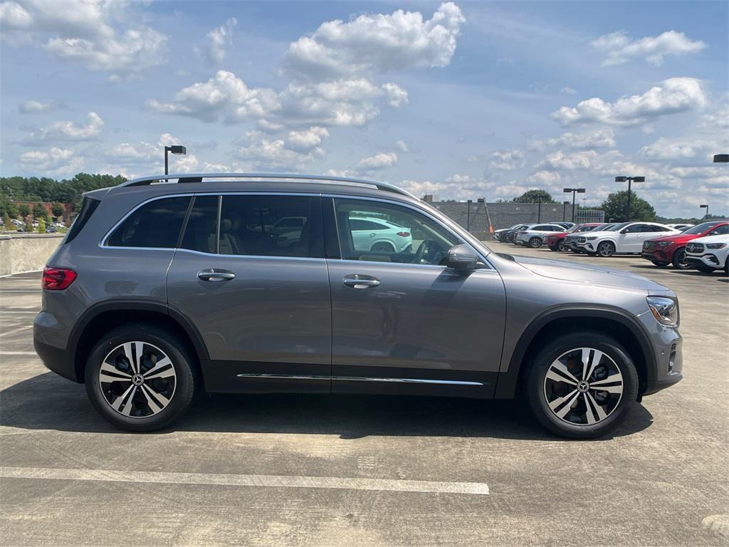 new 2025 Mercedes-Benz GLB 250 car, priced at $53,465
