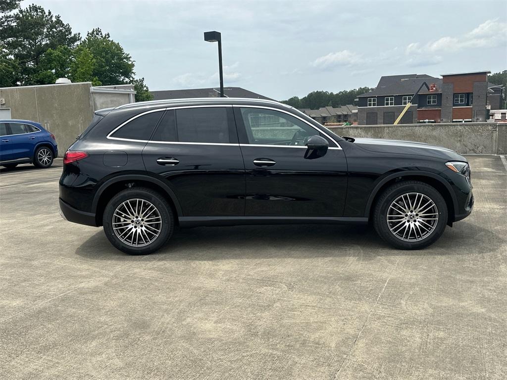 new 2025 Mercedes-Benz GLC 300 car, priced at $56,580