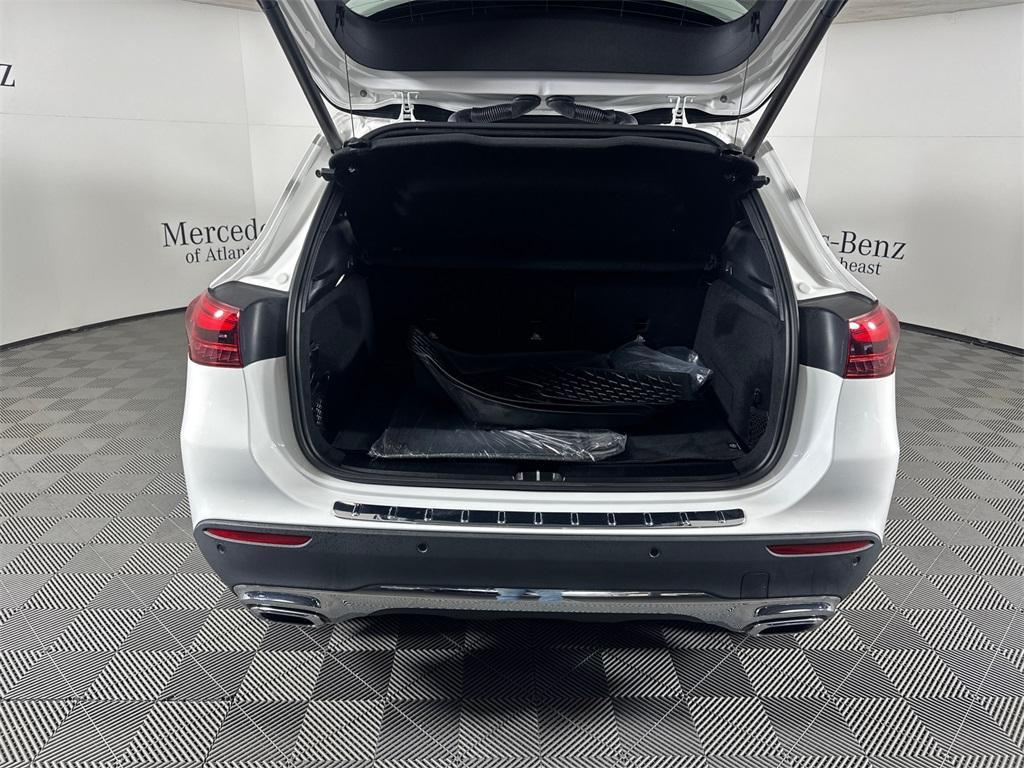 used 2024 Mercedes-Benz GLA 250 car, priced at $37,540