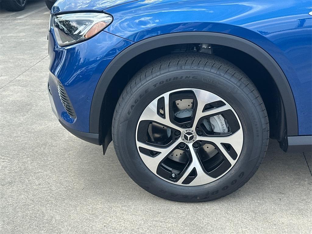 new 2025 Mercedes-Benz GLC 350e car, priced at $67,980