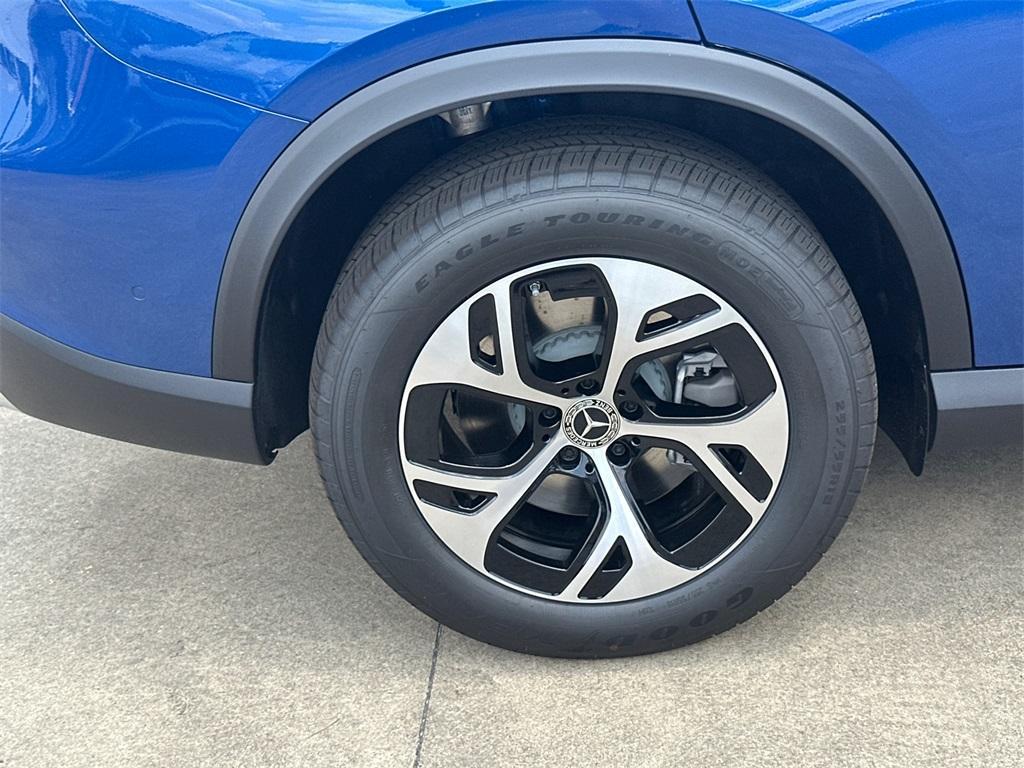 new 2025 Mercedes-Benz GLC 350e car, priced at $67,980