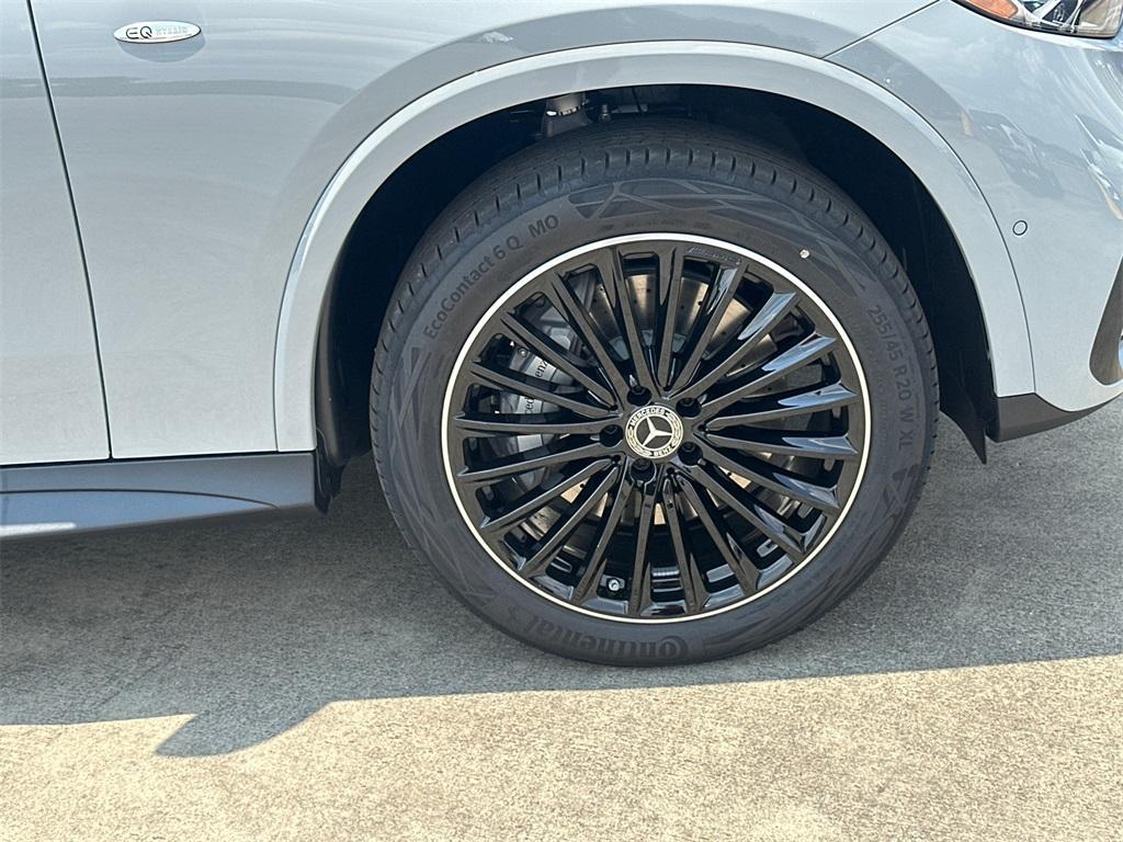 new 2025 Mercedes-Benz GLC 350e car, priced at $72,210