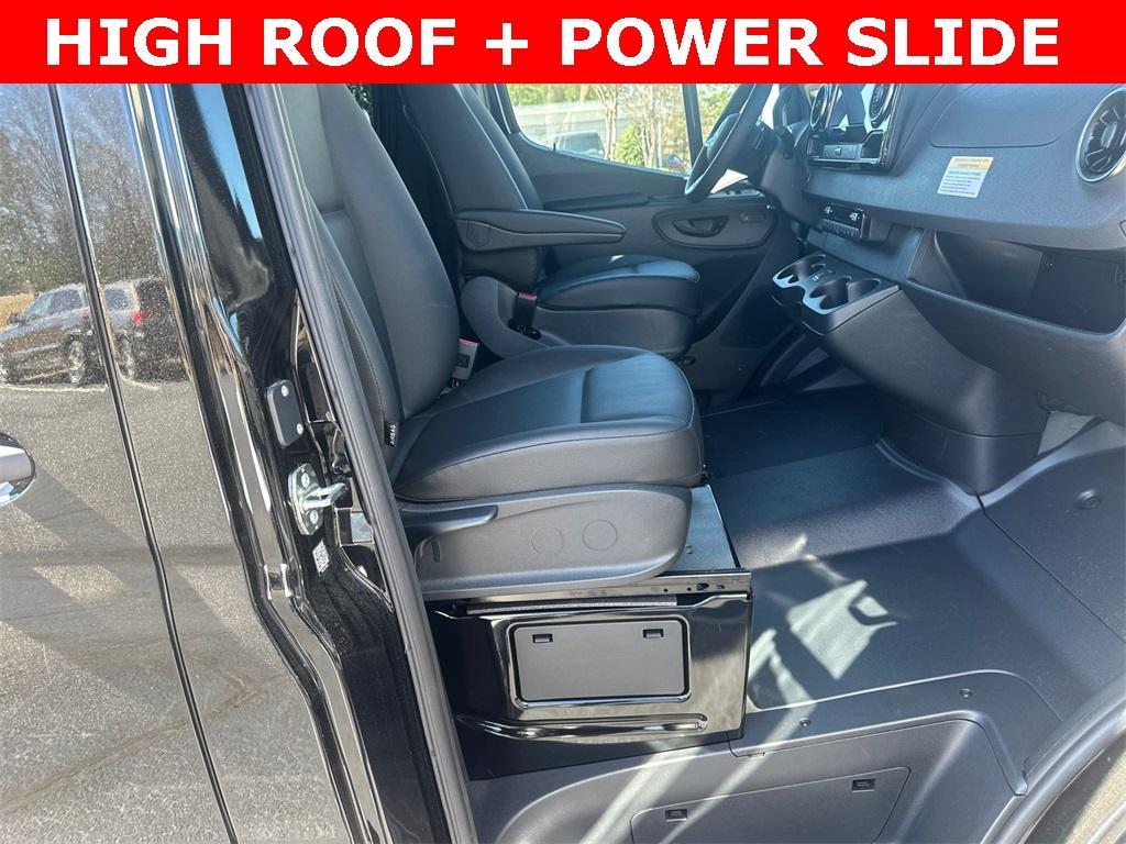 new 2025 Mercedes-Benz Sprinter 2500 car, priced at $75,678
