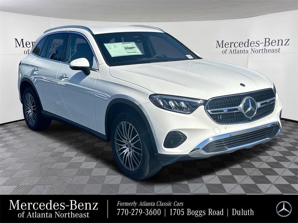 new 2025 Mercedes-Benz GLC 300 car, priced at $51,385