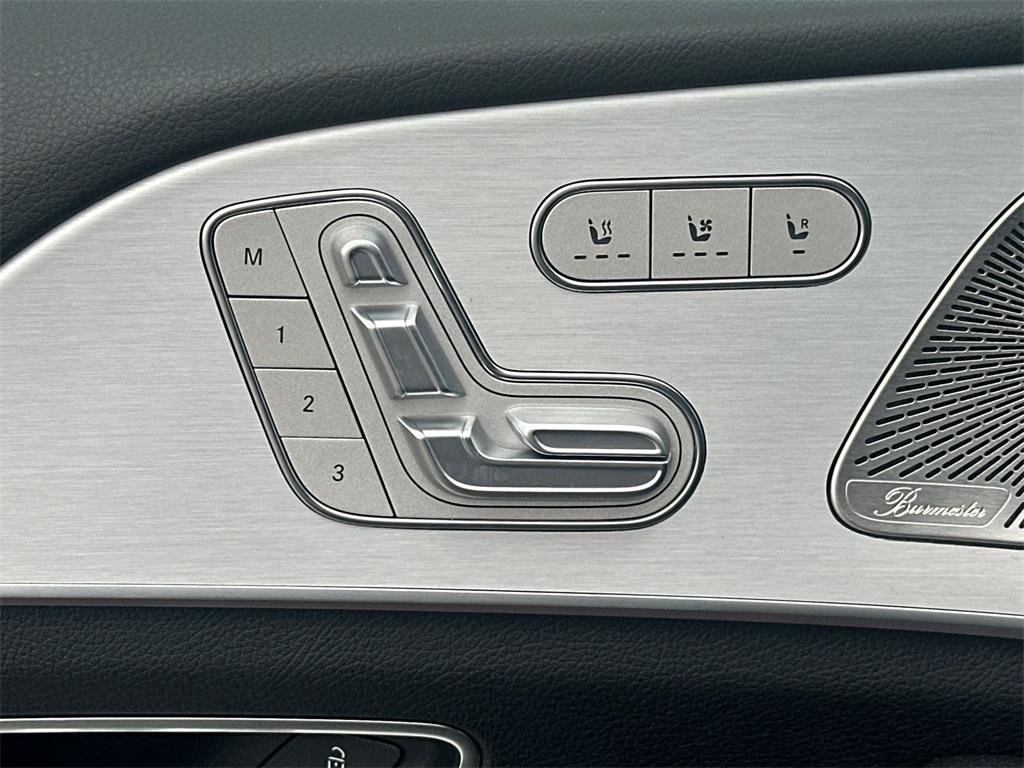 new 2025 Mercedes-Benz GLS 450 car, priced at $103,135