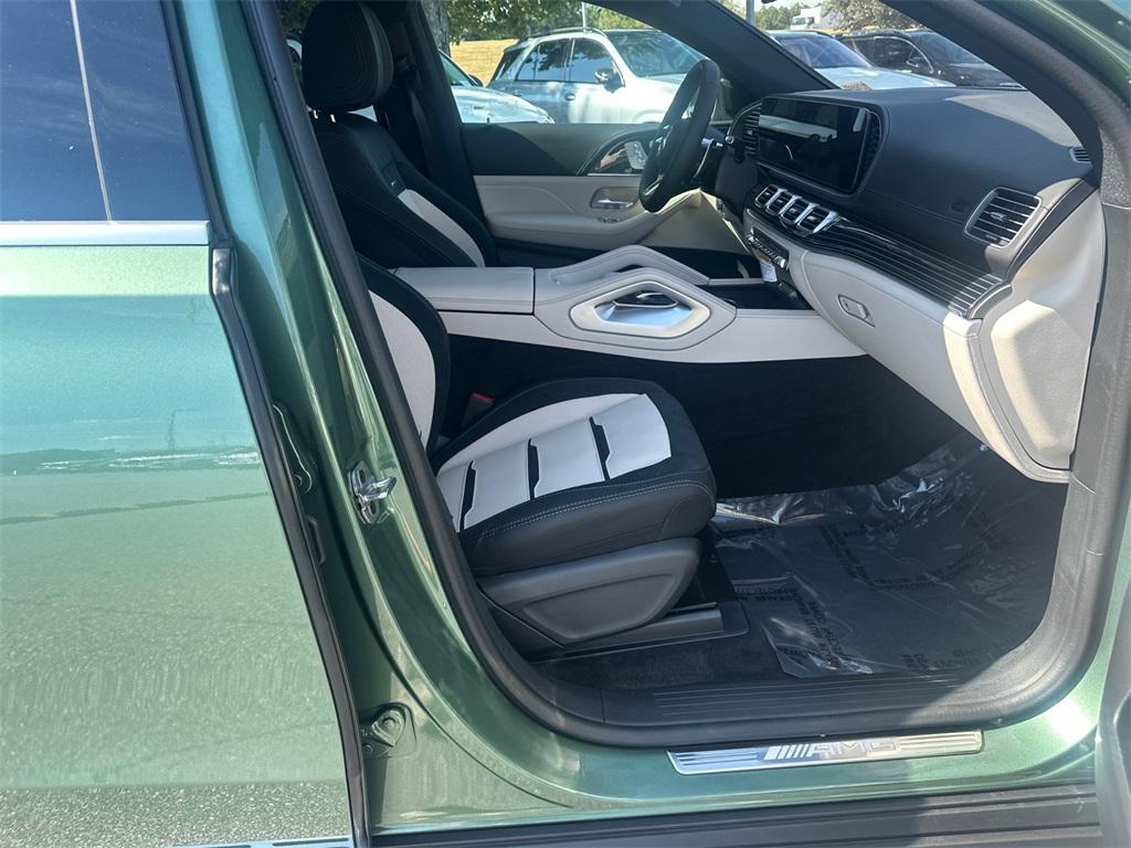 new 2026 Mercedes-Benz AMG GLE 53 car, priced at $117,040