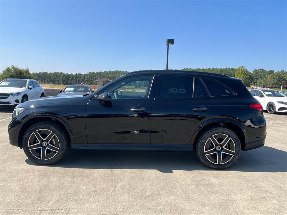 new 2024 Mercedes-Benz GLC 300 car, priced at $60,305