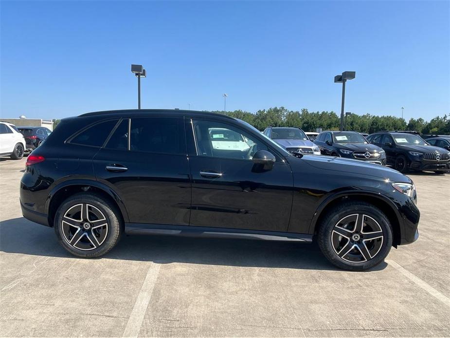 new 2024 Mercedes-Benz GLC 300 car, priced at $60,305