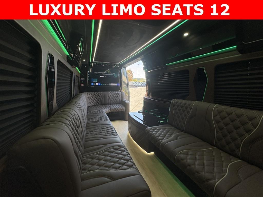 new 2025 Mercedes-Benz Sprinter 3500 car, priced at $150,907