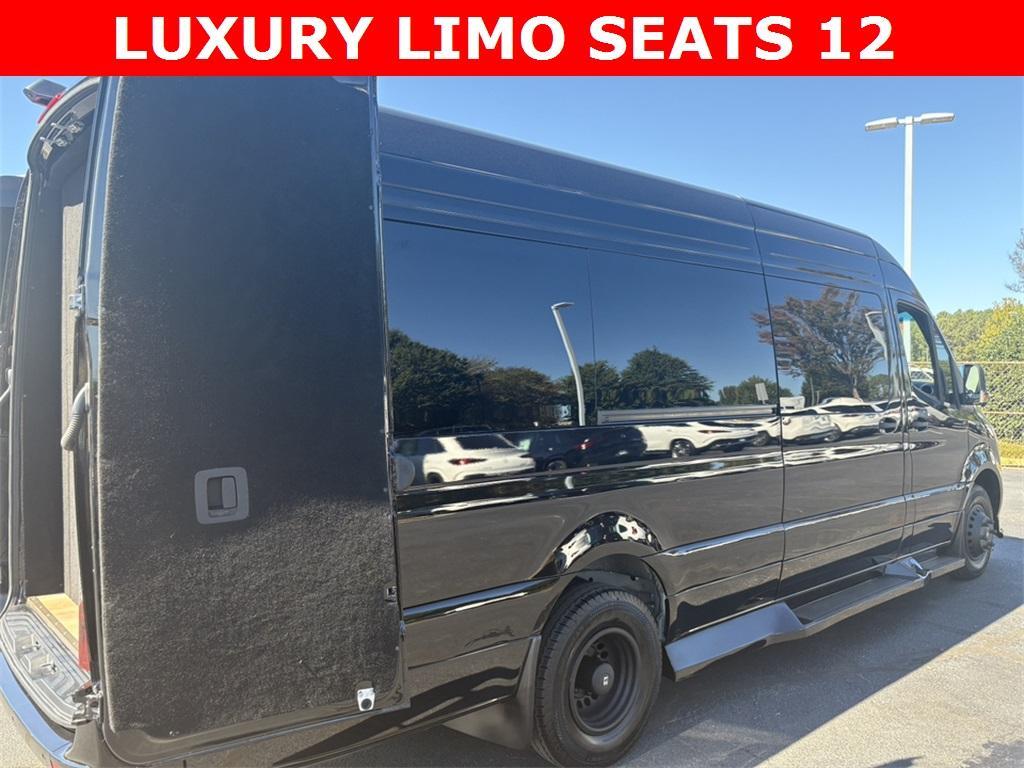 new 2025 Mercedes-Benz Sprinter 3500 car, priced at $150,907