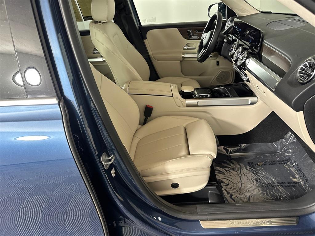 used 2023 Mercedes-Benz GLB 250 car, priced at $38,997