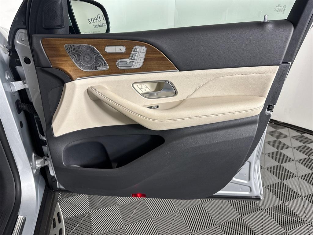 used 2020 Mercedes-Benz GLE 450 car, priced at $35,573