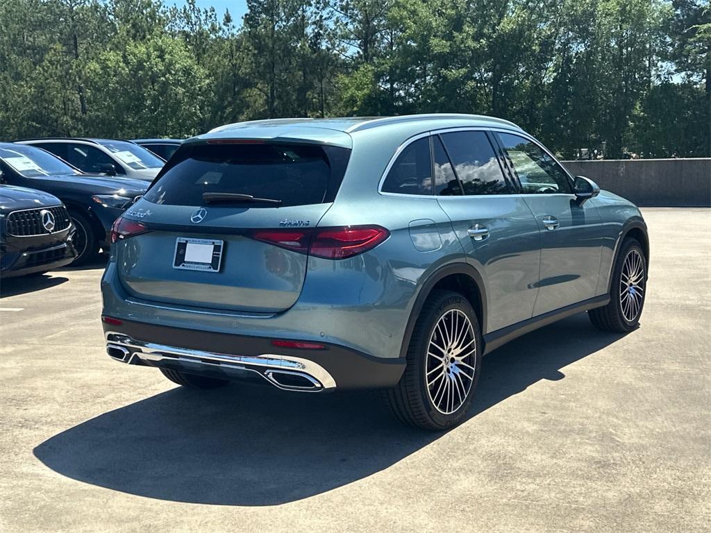 new 2025 Mercedes-Benz GLC 300 car, priced at $59,580