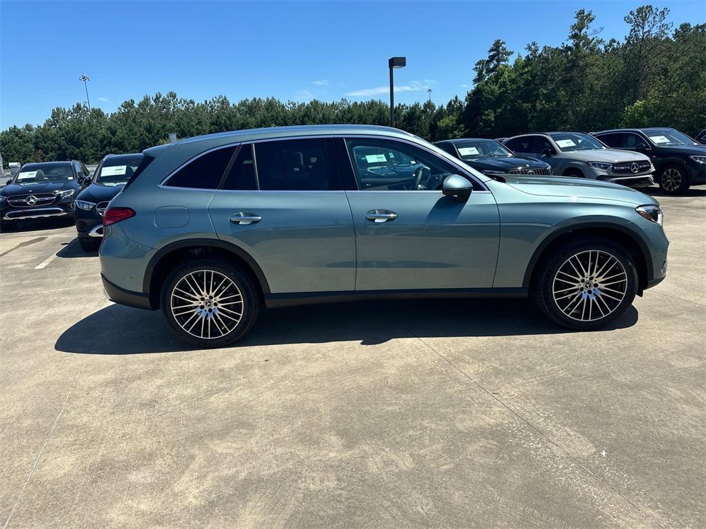 new 2025 Mercedes-Benz GLC 300 car, priced at $59,580
