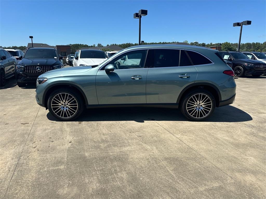 new 2025 Mercedes-Benz GLC 300 car, priced at $59,580