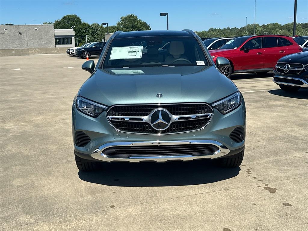new 2025 Mercedes-Benz GLC 300 car, priced at $59,580
