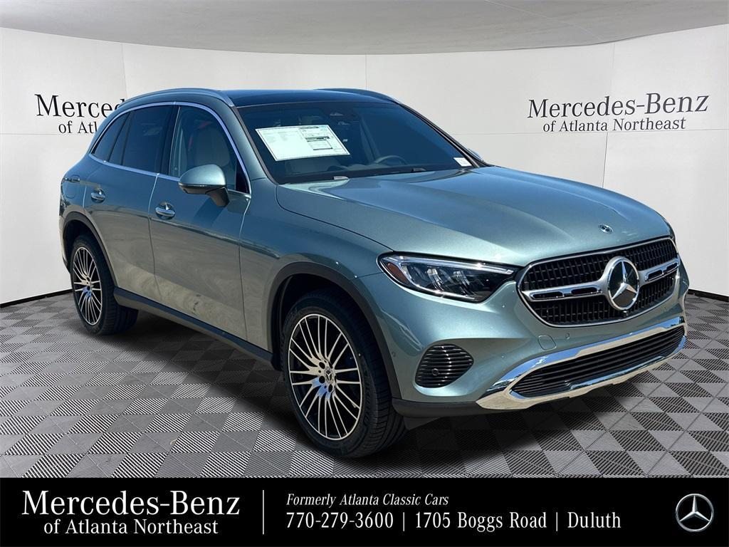 new 2025 Mercedes-Benz GLC 300 car, priced at $59,580