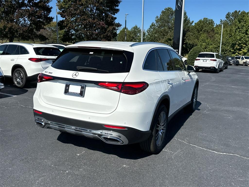 new 2025 Mercedes-Benz GLC 300 car, priced at $51,385