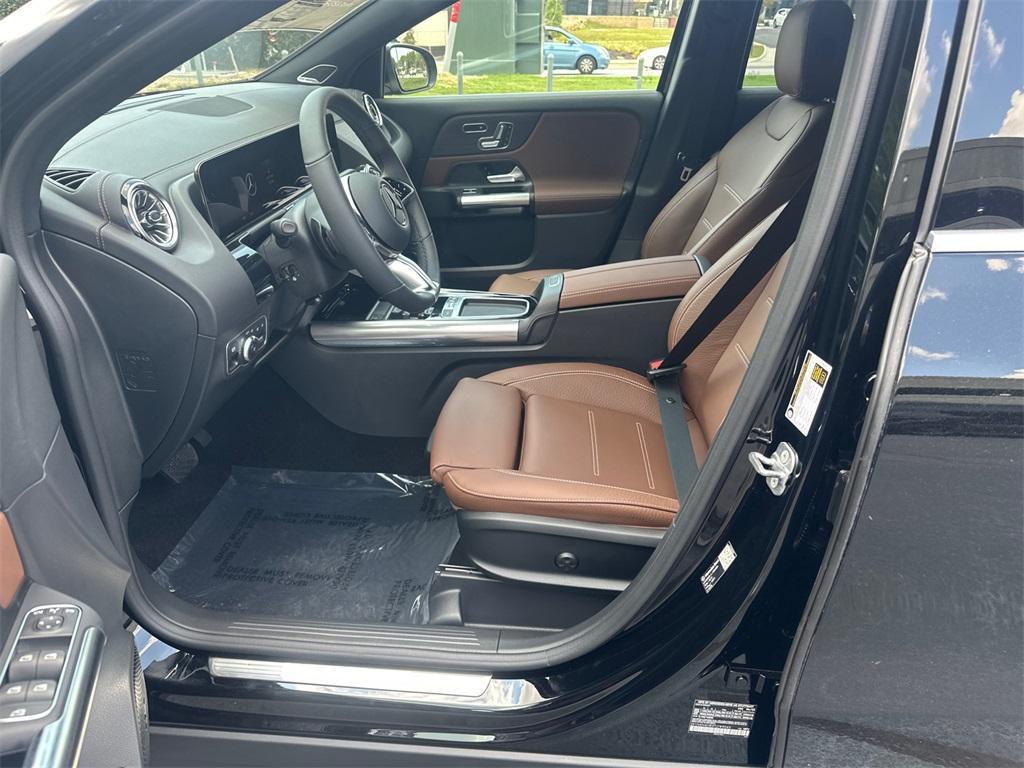 new 2026 Mercedes-Benz GLA 250 car, priced at $54,420