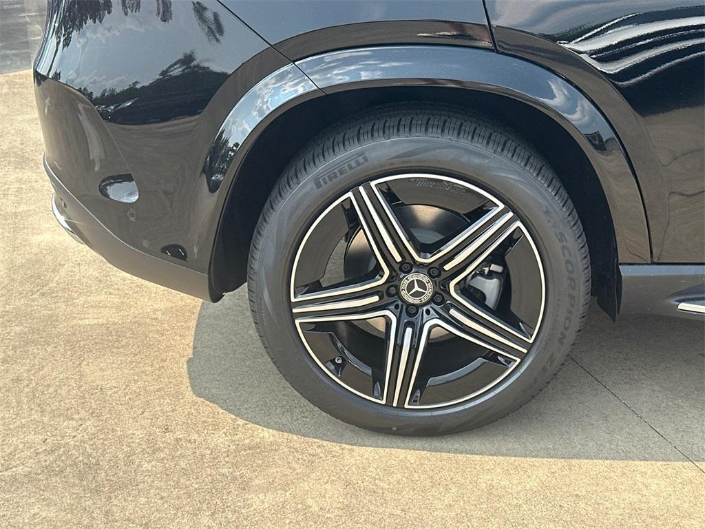 new 2025 Mercedes-Benz GLE 450e car, priced at $84,930