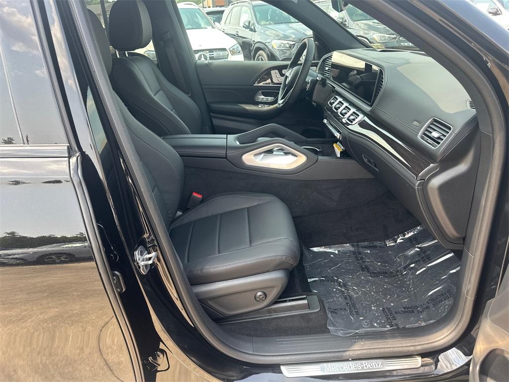new 2025 Mercedes-Benz GLE 450e car, priced at $84,930