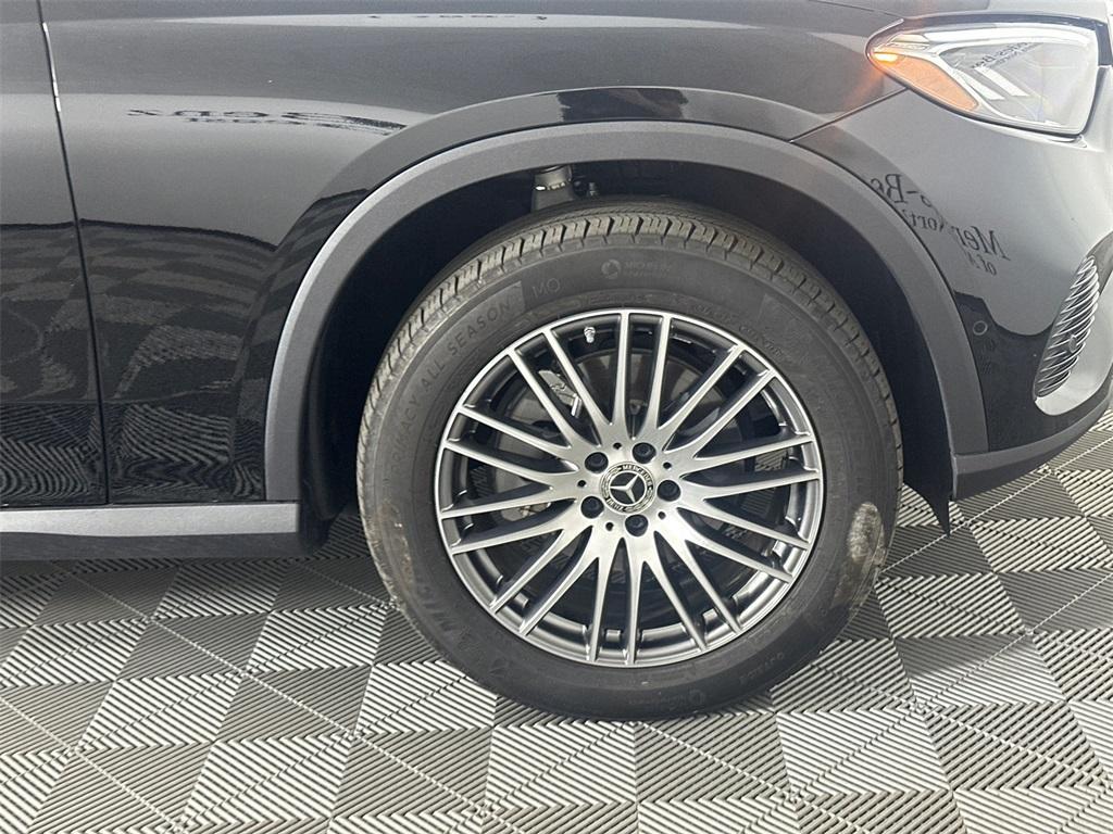 used 2025 Mercedes-Benz GLC 300 car, priced at $50,441