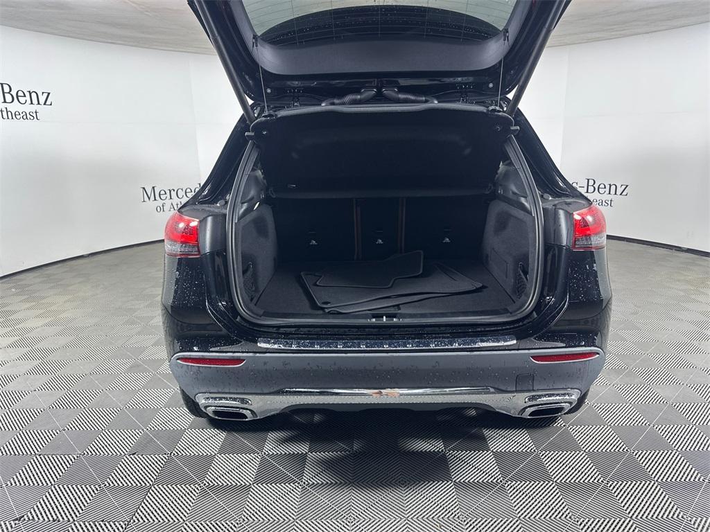 used 2022 Mercedes-Benz GLA 250 car, priced at $36,952