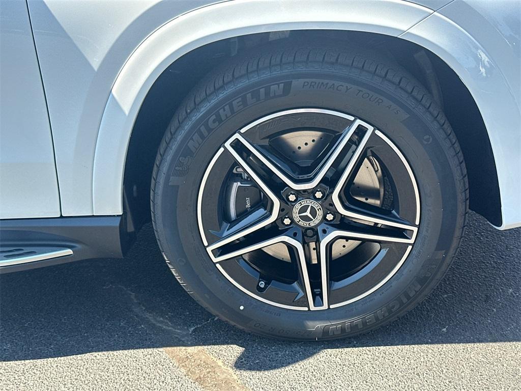 new 2026 Mercedes-Benz GLE 450 car, priced at $83,755