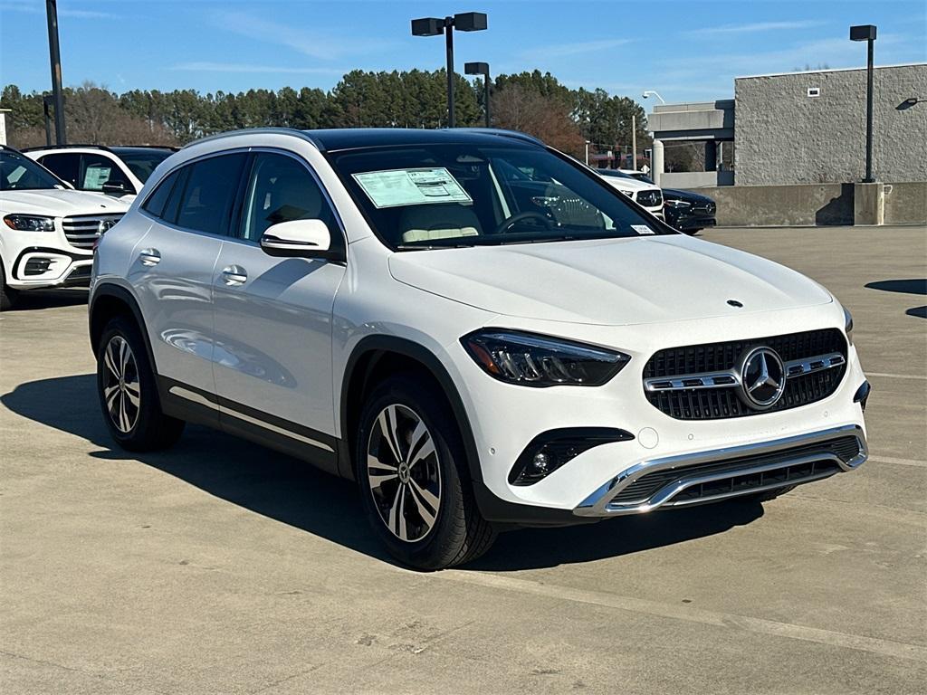 new 2025 Mercedes-Benz GLA 250 car, priced at $49,700