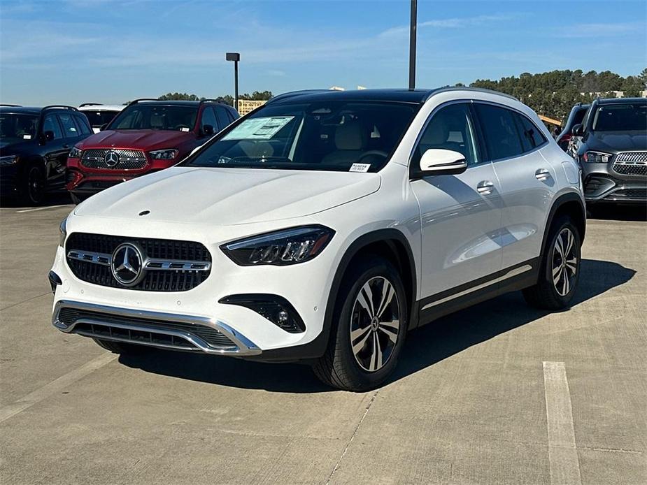 new 2025 Mercedes-Benz GLA 250 car, priced at $49,700