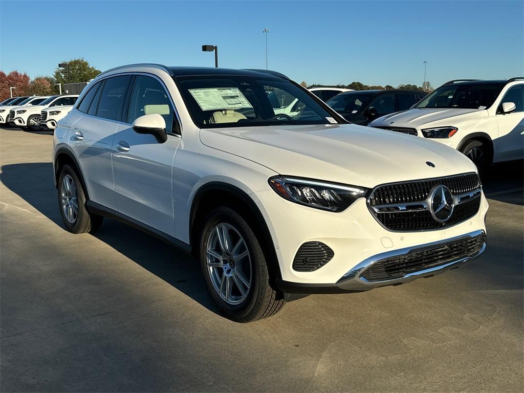 new 2025 Mercedes-Benz GLC 300 car, priced at $54,250