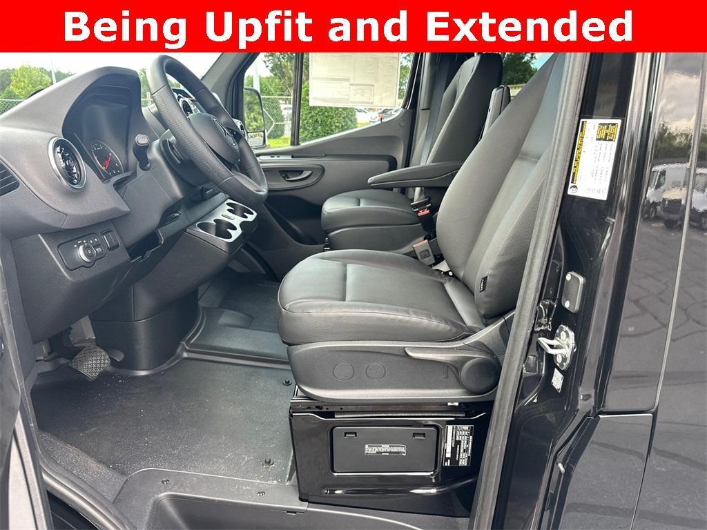 new 2025 Mercedes-Benz Sprinter 3500 car, priced at $150,907