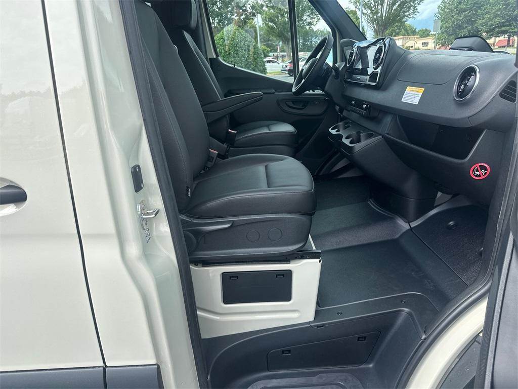 new 2025 Mercedes-Benz Sprinter 2500 car, priced at $72,059