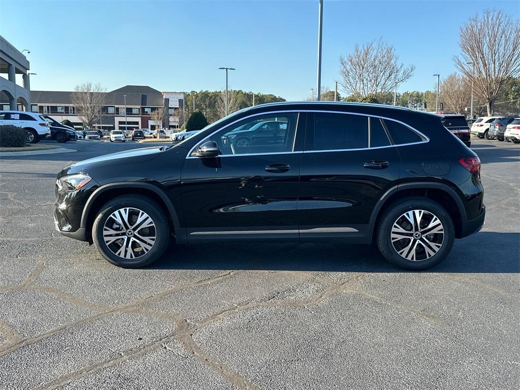 new 2025 Mercedes-Benz GLA 250 car, priced at $42,250