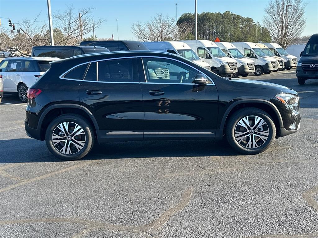 new 2025 Mercedes-Benz GLA 250 car, priced at $42,250