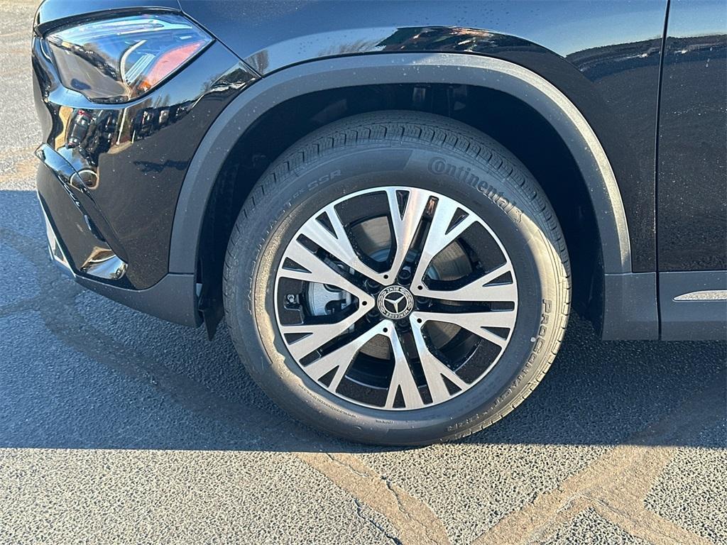 new 2025 Mercedes-Benz GLA 250 car, priced at $42,250