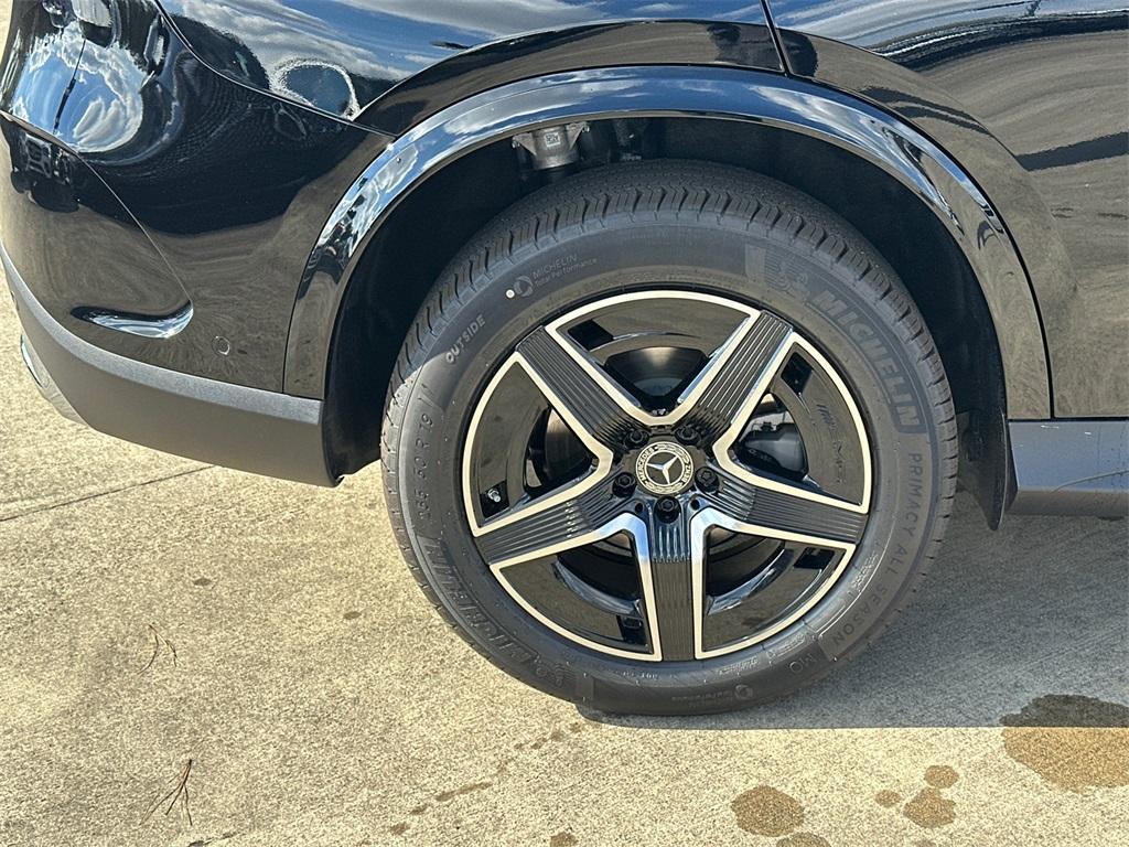 new 2026 Mercedes-Benz GLC 300 car, priced at $56,685