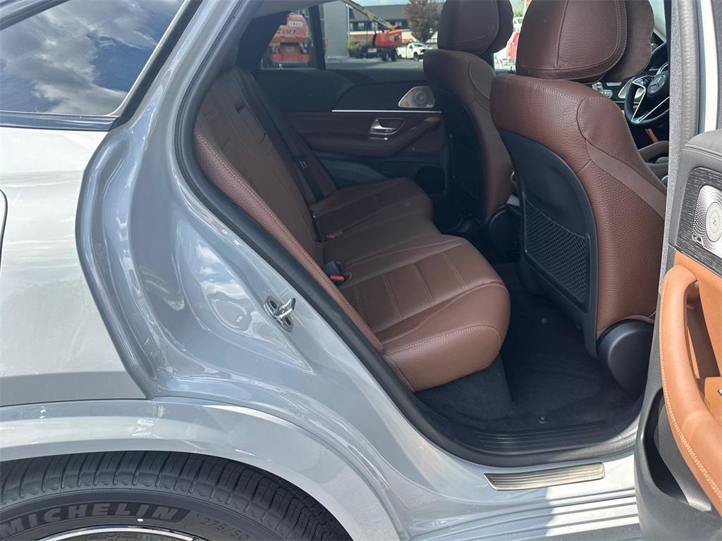 new 2026 Mercedes-Benz GLE 450 car, priced at $91,235