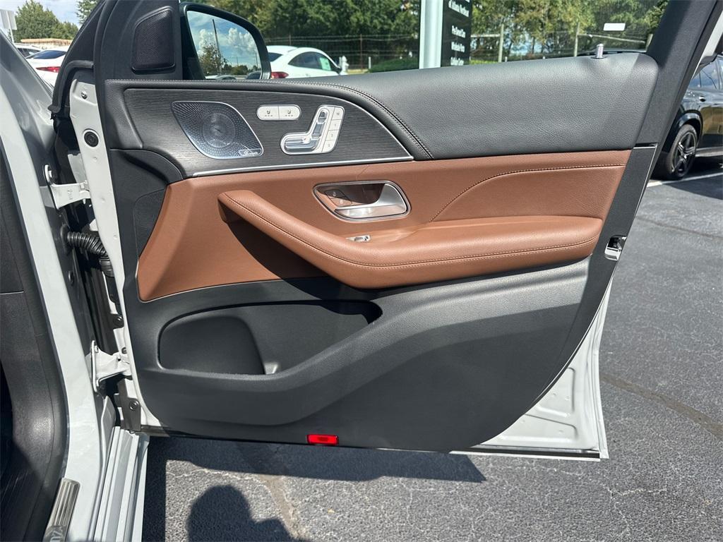 new 2026 Mercedes-Benz GLE 450 car, priced at $91,235